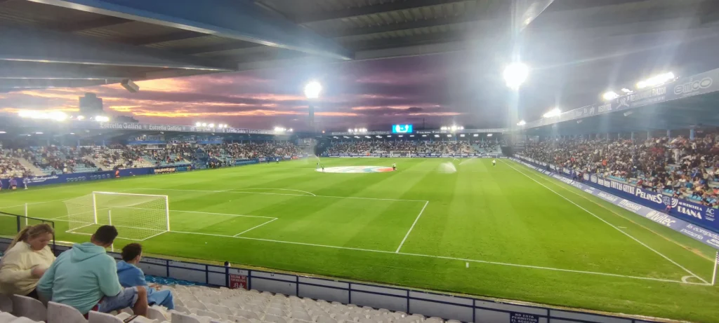 Denis García Pérez realizando análisis en directo estadísticas deportivas
